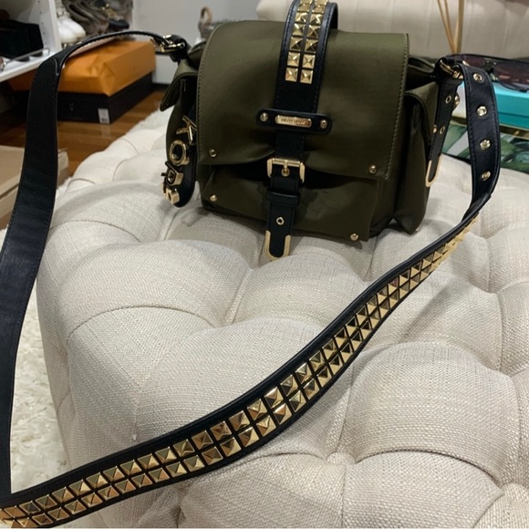 Michael Kors bag - Picture 1 of 6